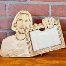 Charger l&#39;image dans la galerie, Cadre photo Spoof en bois