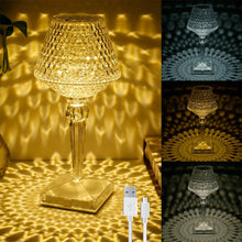 Charger l&#39;image dans la galerie, Lampe de table en cristal