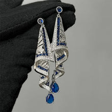 Charger l&#39;image dans la galerie, Boucles d&#39;oreilles vintage en satin