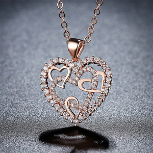 Collier Coeurs Entrelacés