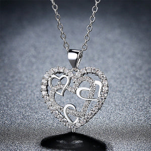 Collier Coeurs Entrelacés