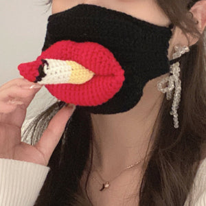Masque de cigarette bouche saucisse