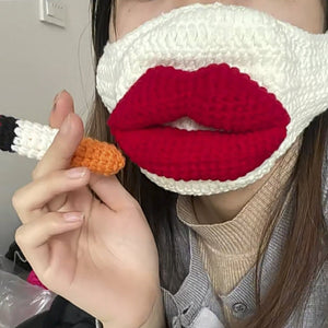 Masque de cigarette bouche saucisse