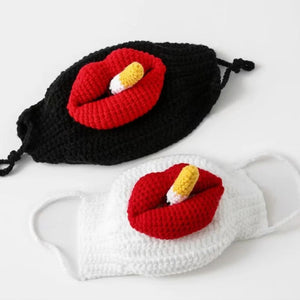 Masque de cigarette bouche saucisse