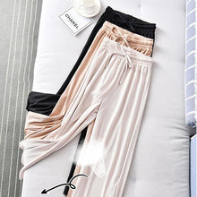 Charger l&#39;image dans la galerie, Pantalon Large en Soie Glacée pour Femme