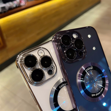 Charger l&#39;image dans la galerie, Coque aimantée transparente pour iPhone