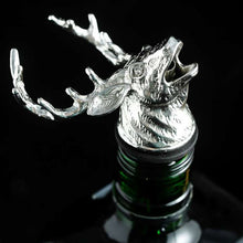 Charger l&#39;image dans la galerie, Verseur à vin Tête de cerf