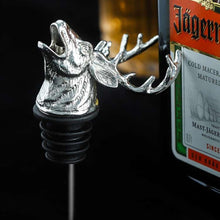 Charger l&#39;image dans la galerie, Verseur à vin Tête de cerf