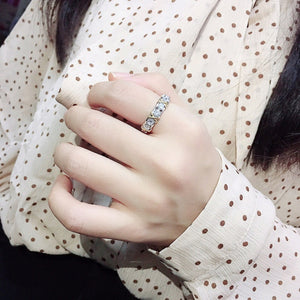Bague Diamant Croix Pleine Moissanite
