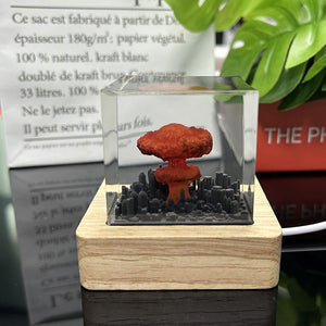 Ornement nuage de champignons explosifs