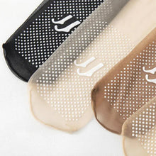 Charger l&#39;image dans la galerie, Chaussettes invisibles en soie cristalline antidérapante