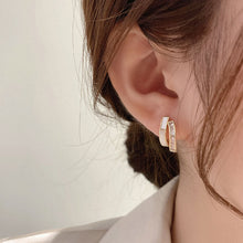 Charger l&#39;image dans la galerie, Oreille Fritillaria Zircon Brillant