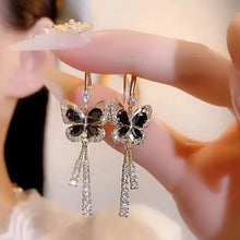 Charger l&#39;image dans la galerie, Boucles d&#39;Oreilles Pampille Papillon Cristal