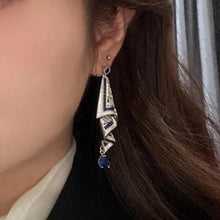 Charger l&#39;image dans la galerie, Boucles d&#39;oreilles vintage en satin