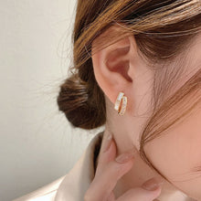 Charger l&#39;image dans la galerie, Oreille Fritillaria Zircon Brillant