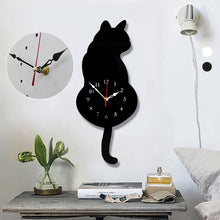 Charger l&#39;image dans la galerie, Horloge murale Chat nordique avec queue frétillante