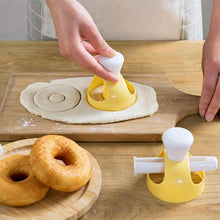 Charger l&#39;image dans la galerie, Moule à Donuts avec Pince