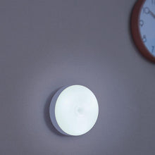 Charger l&#39;image dans la galerie, Veilleuse à LED à induction humaine intelligente