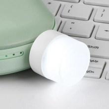 Charger l&#39;image dans la galerie, Petite veilleuse de protection des yeux LED USB