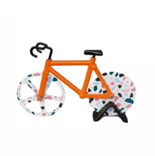 Charger l&#39;image dans la galerie, Coupe-pizza à Roulettes en Forme Vélo / Moto