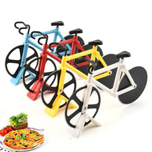 Charger l&#39;image dans la galerie, Coupe-pizza à Roulettes en Forme Vélo / Moto