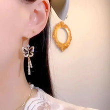 Charger l&#39;image dans la galerie, Boucles d&#39;Oreilles Pampille Papillon Cristal
