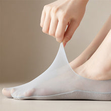 Charger l&#39;image dans la galerie, Chaussettes invisibles respirantes en soie de glace