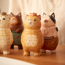 Charger l&#39;image dans la galerie, Ornement chaton sculpté en bois