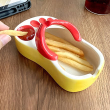 Charger l&#39;image dans la galerie, Cendrier drôle de pantoufle en céramique