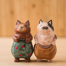 Charger l&#39;image dans la galerie, Ornement chaton sculpté en bois