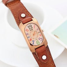 Charger l&#39;image dans la galerie, Montre pour Femme Vintage en Cuir et Pierre à Quartz