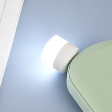 Charger l&#39;image dans la galerie, Petite veilleuse de protection des yeux LED USB