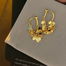Charger l&#39;image dans la galerie, Boucles d&#39;oreilles pompons à sequins