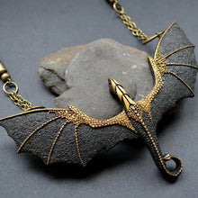 Charger l&#39;image dans la galerie, Collier Dragon Volant Ailé Noir