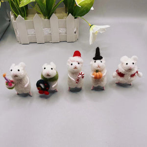 Décoration en feutre pour souris à fleurs