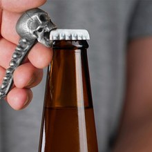 Charger l&#39;image dans la galerie, Décapsuleur de bière en forme de crâne