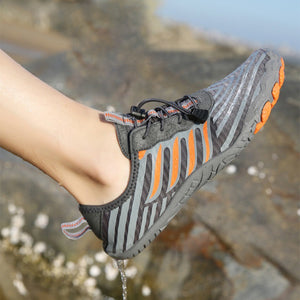 Chaussures pieds nus de type montagne