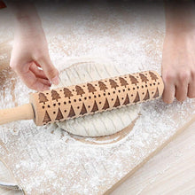 Charger l&#39;image dans la galerie, Épingles à rouler en bois de Noël