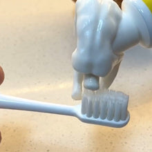 Charger l&#39;image dans la galerie, Presse-dentifrice Thinker
