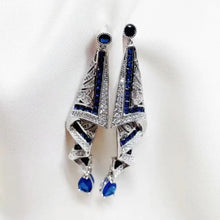 Charger l&#39;image dans la galerie, Boucles d&#39;oreilles vintage en satin