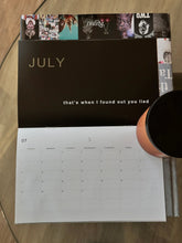 Charger l&#39;image dans la galerie, CALENDRIER OVO DRAKE 2024 - Pour tous les chiens