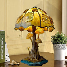 Charger l&#39;image dans la galerie, Lampe de Table en Verre Teinté de Série Végétale
