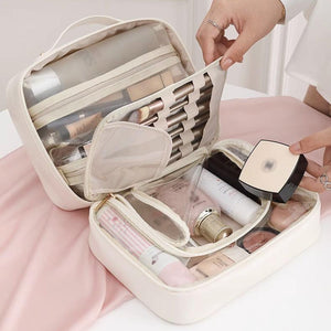 Trousse de toilette et de maquillage