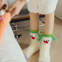 Charger l&#39;image dans la galerie, Chaussettes chaudes et douillettes pour monstres de dessins animés