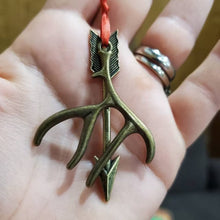 Charger l&#39;image dans la galerie, Ornement d’arbre de Noël de chasse 2023🦌