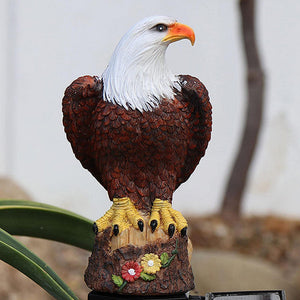 Poteau solaire de jardin à figure d'aigle
