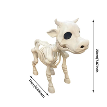 Charger l&#39;image dans la galerie, Ornement Squelette de vache en résine