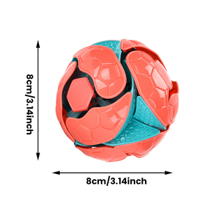 Ballon de football aux couleurs changeantes lancé à la main