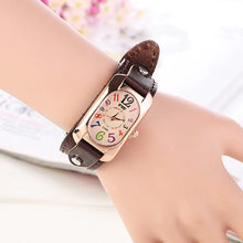Charger l&#39;image dans la galerie, Montre pour Femme Vintage en Cuir et Pierre à Quartz